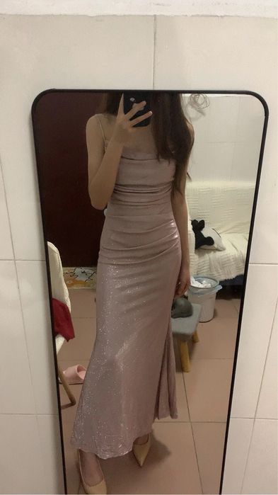 Продаю новое вечернее платье