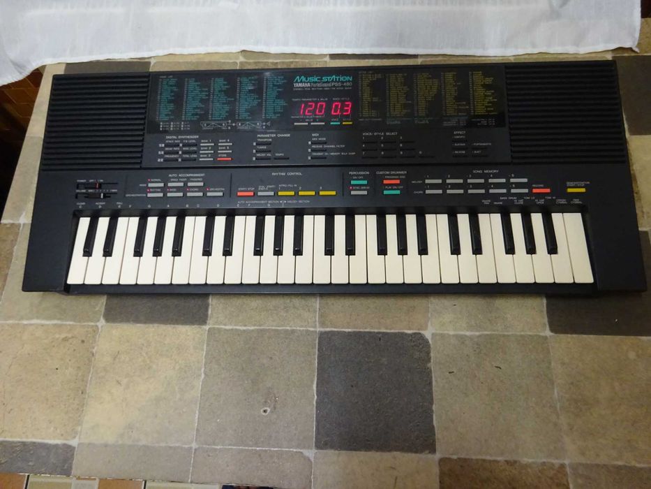 Orga/clapa muzicala retro Yamaha PortaSound PSS-480
