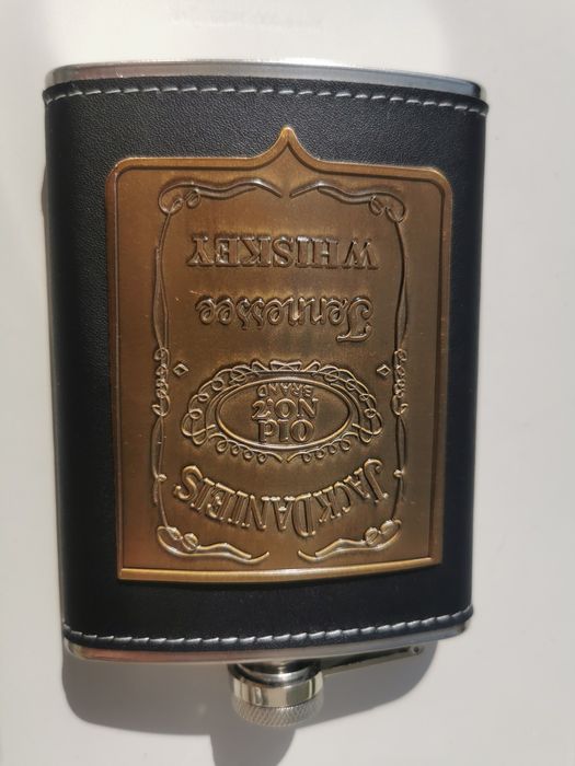 Botelcuta Jack Daniel's - Recipient inox / Plosca Whisky Jack Daniel's