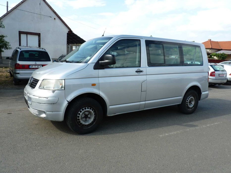VOLKSWAGEN Transporter