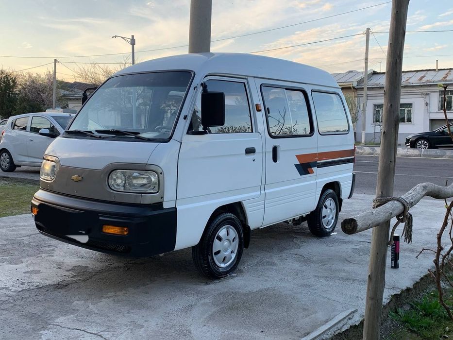 Damas sirochni sotiladi