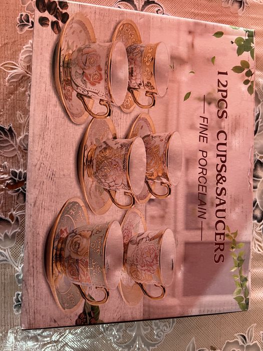 set de 6 cesti cu farfurii