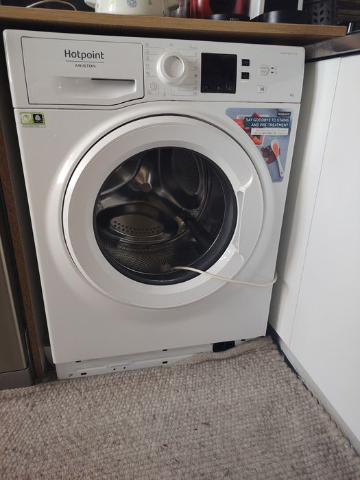 Пералня Hotpoint ariston