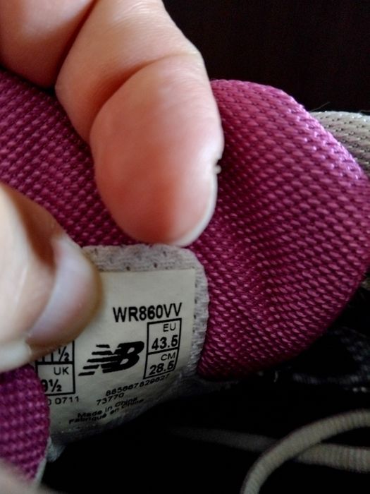 Маратонки New Balance номер 43