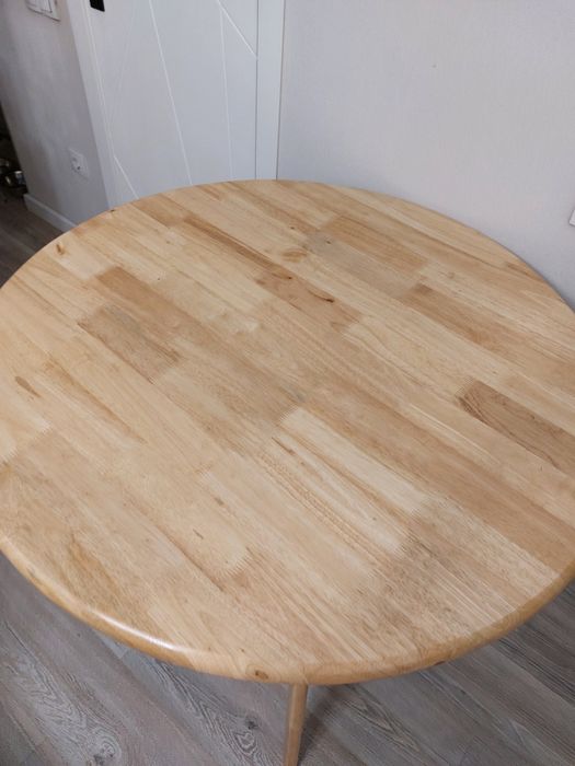 Продам стол кухонный