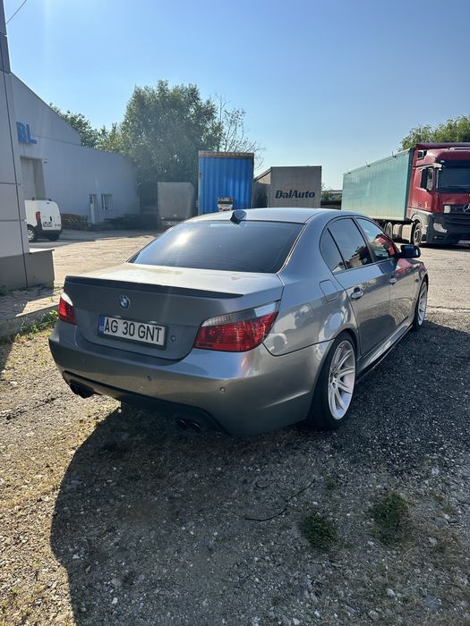 BMW 5 Series 0 — imagine 2