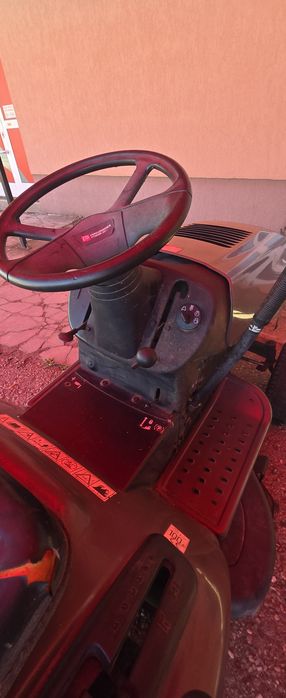Tractoras de tuns iarba 12 hp