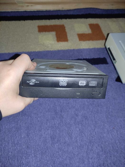 Продам дисковод, жёсткий диск