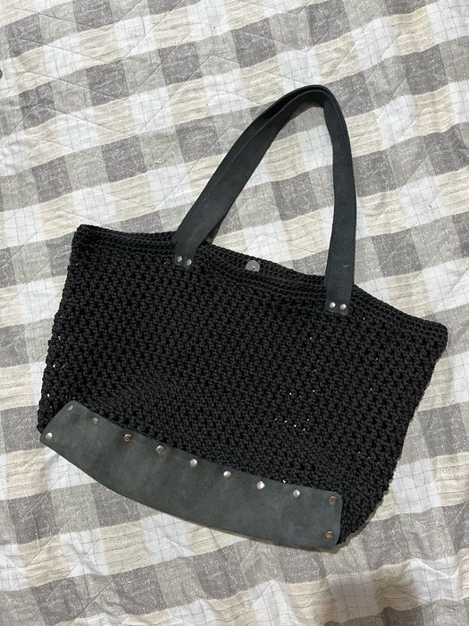 Черная сумка в сетку ручной работы