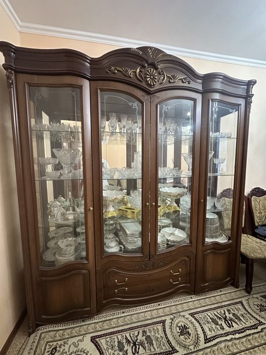Горка мебель для гостиной