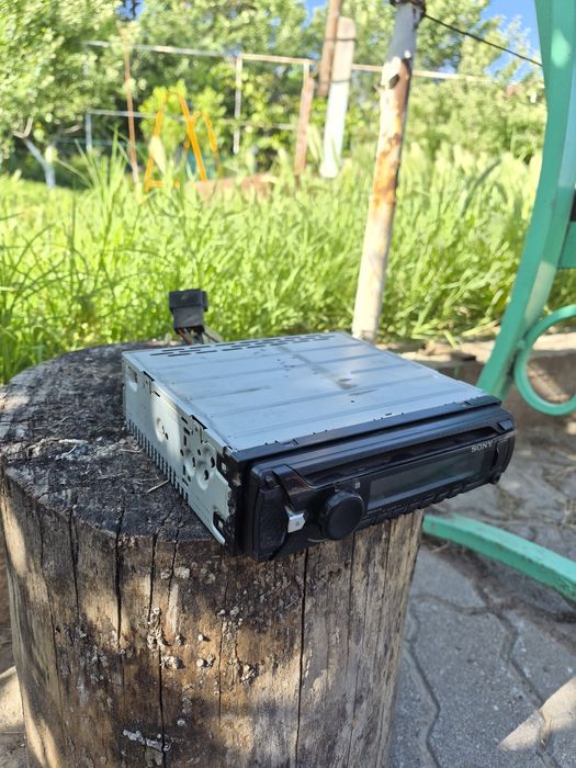 Автомагнитола Sony cdx-G100U