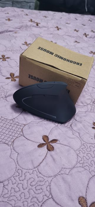 Mouse ergonomic wireless rgb nou