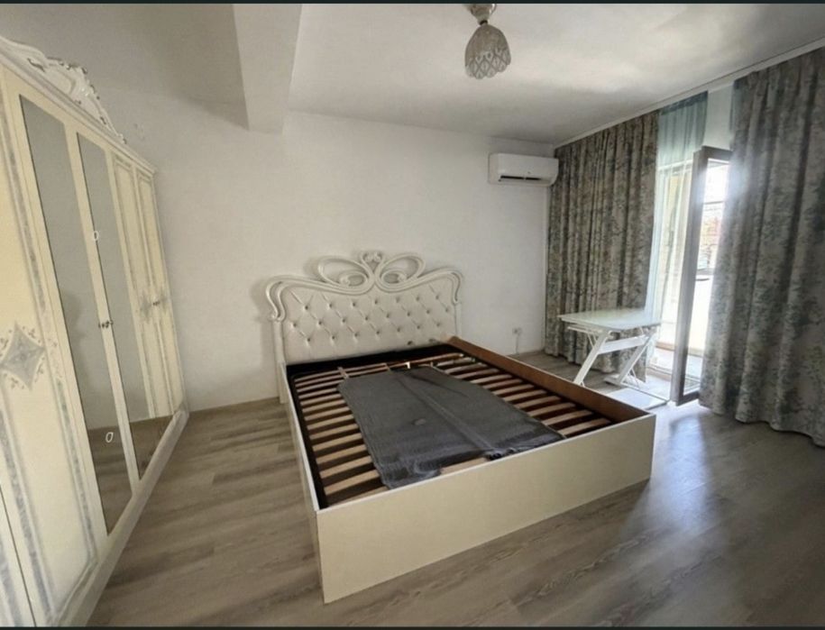 Închiriez casa tip Duplex, mobilata, locuri de parcare, Gaze, asfalt, Berceni