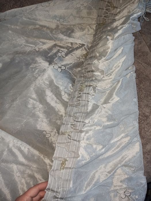 Продам тюль красивую.