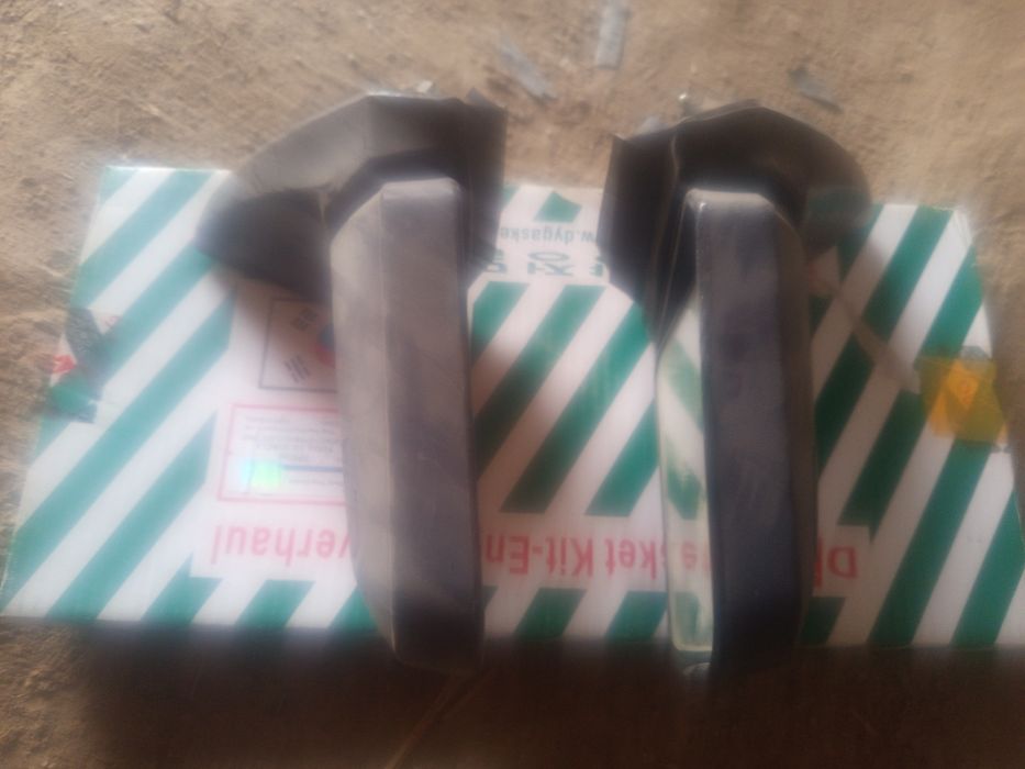 2114     2115 баковой зеркало