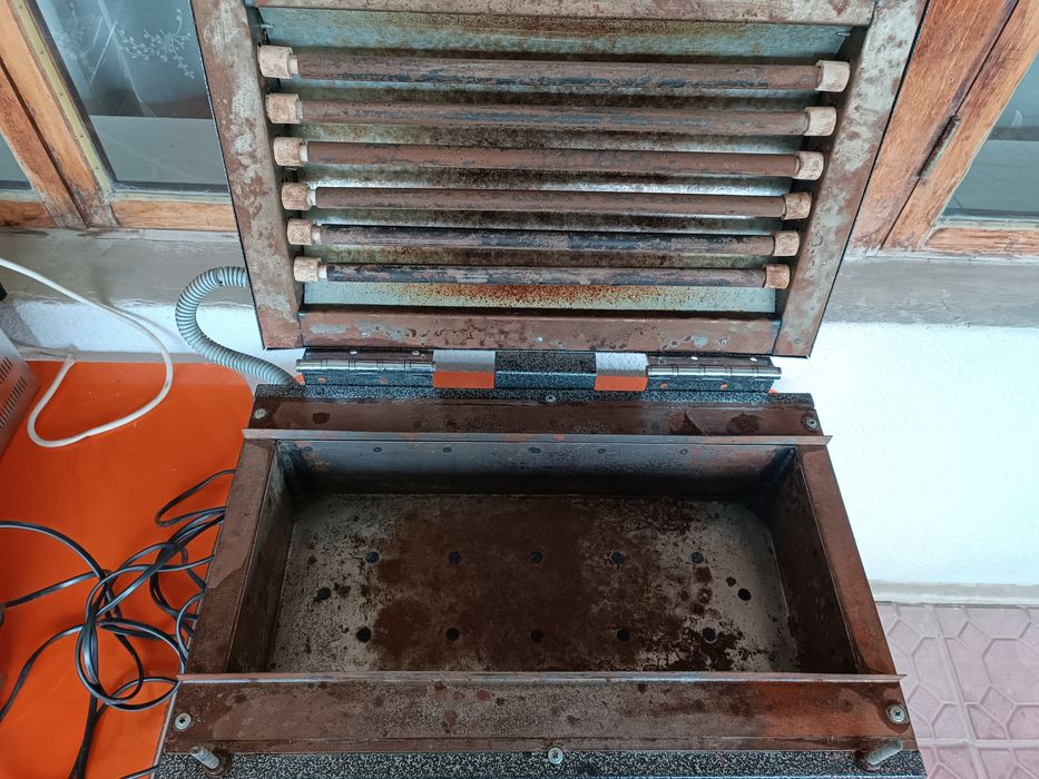 Эл.шашлычница OFT-8