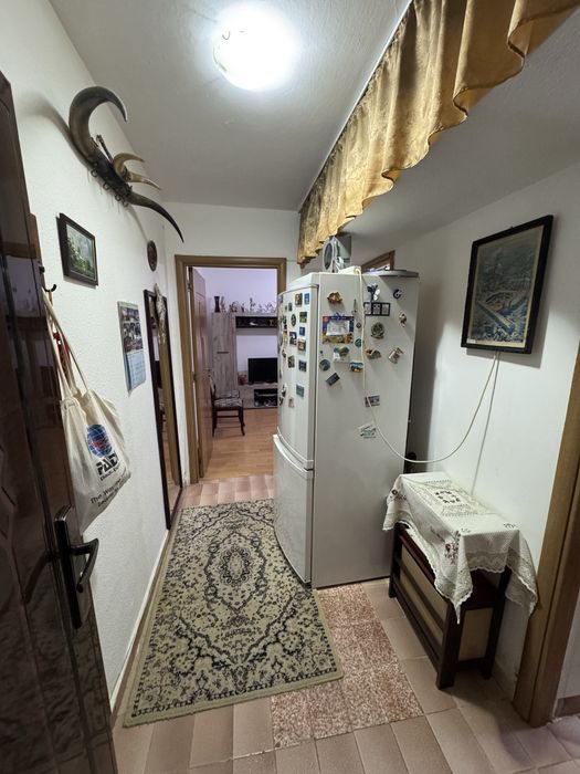 Vand Apartament 2 camere