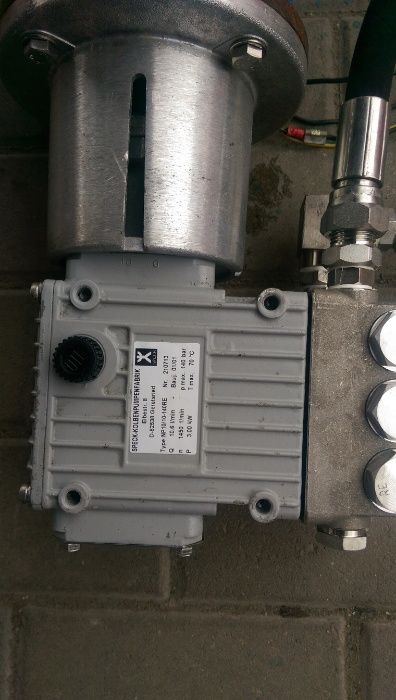 Speck 140 Bar 10.6 lpm Pompa de spălat inox sub presiune NP10 / 10-14