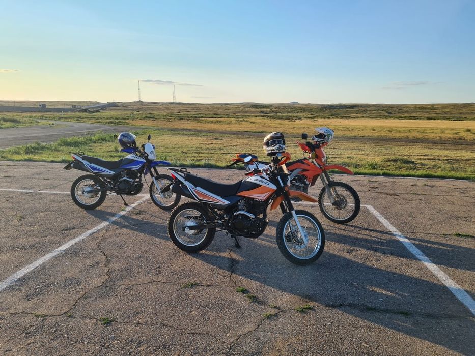 Продаю racer panter практически новый
