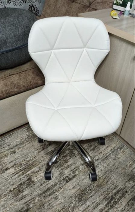 Продам офисное кресло