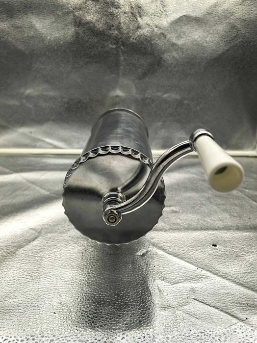 Aparat umplut carnati inox 2.5 kg cu 3 palnii 149 lei