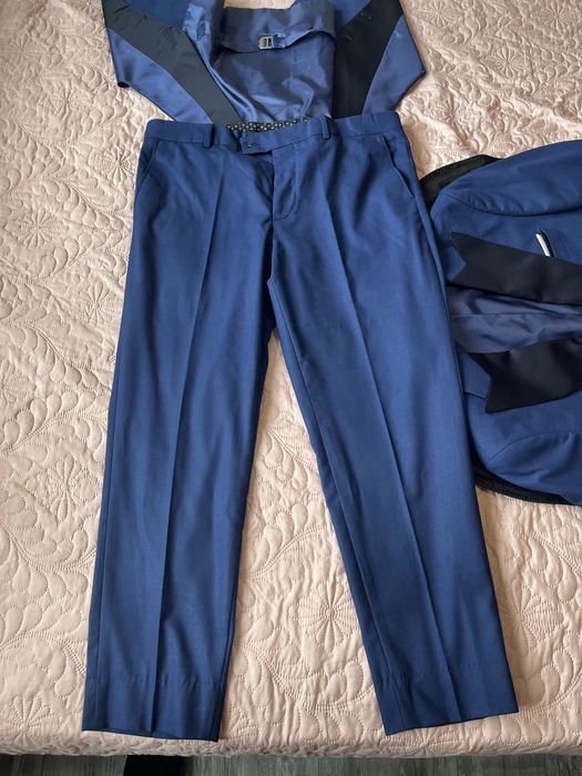 Мъжки Костюм нов