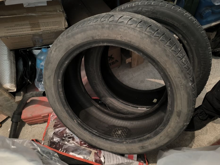 Летние шины 225/45R17 Bridgestone