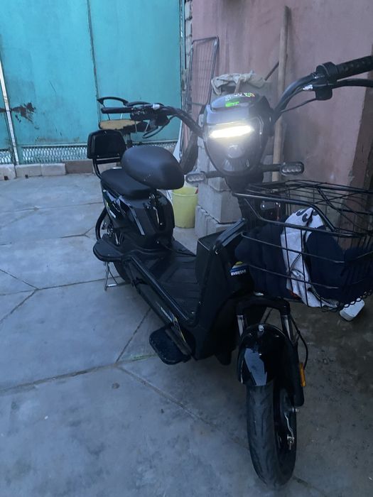 Элетро скутер Evestar