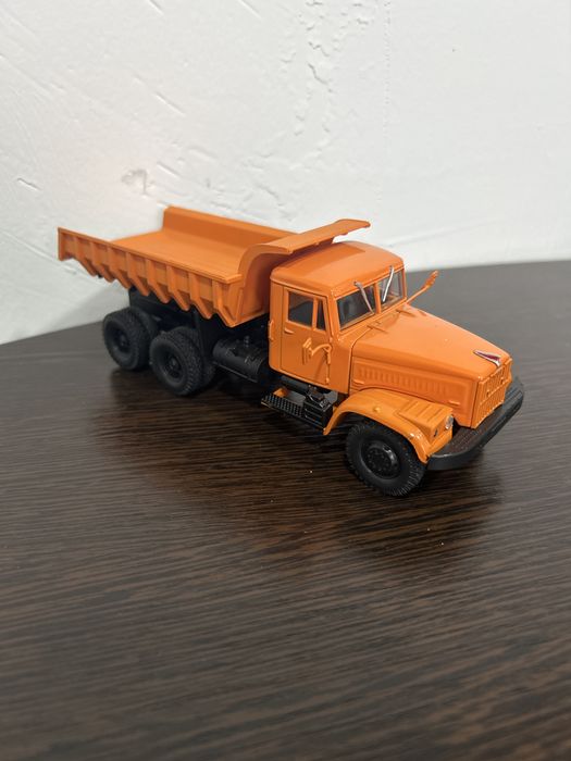 Продам модели автомобилей Краз и Урал