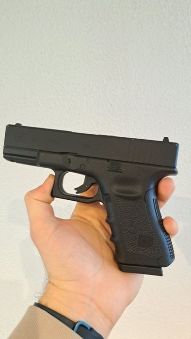Pistol Glock 19 Airsoft, calibru 6mm