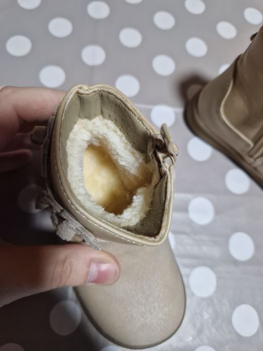 Ghete îmblănite noi marimea 21