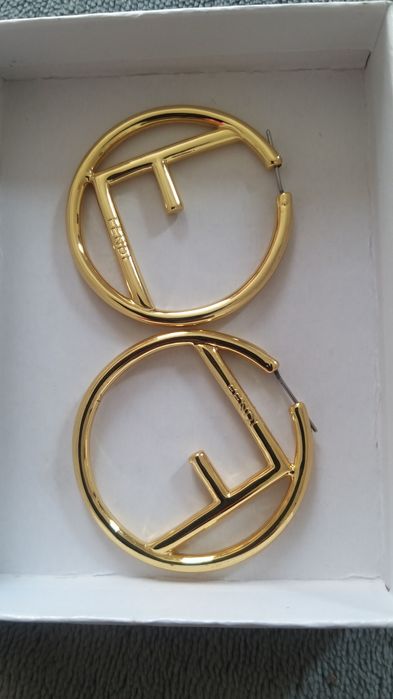 Серьги женские , модные