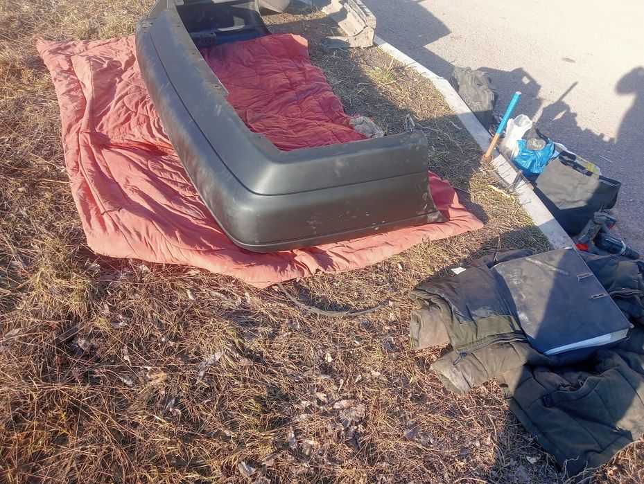 Бампер задний Пассат б4