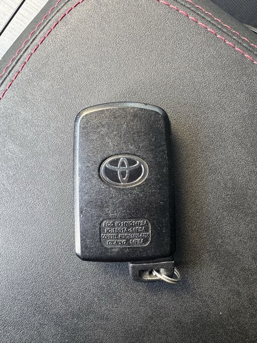 Продам ключи от Toyota Tundra