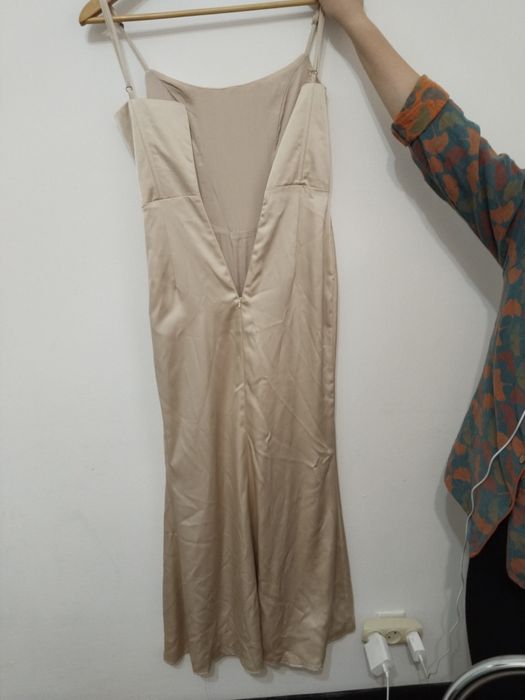 Платье бежевый 31 000тг