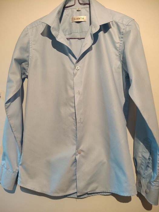 Рубашки школьные б/у на мальчика (8,9,10 лет)