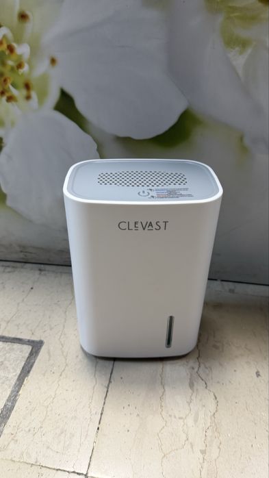 Ултра тих електрически мини влагоабсорбатор Clevast