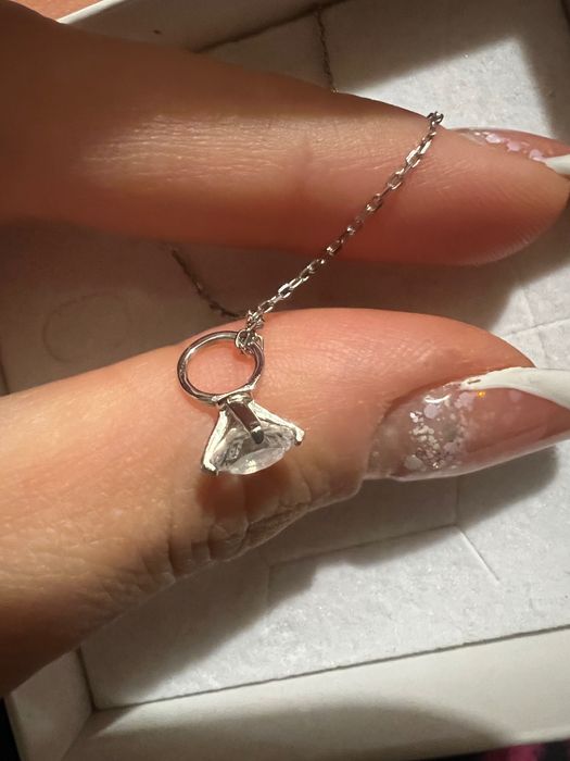 Прекрасно сребърно колие