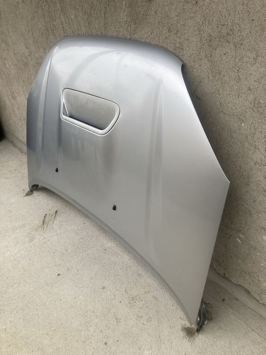 Преден капак за тойота рав4/Toyota rav4 2.0D4D 00-05г