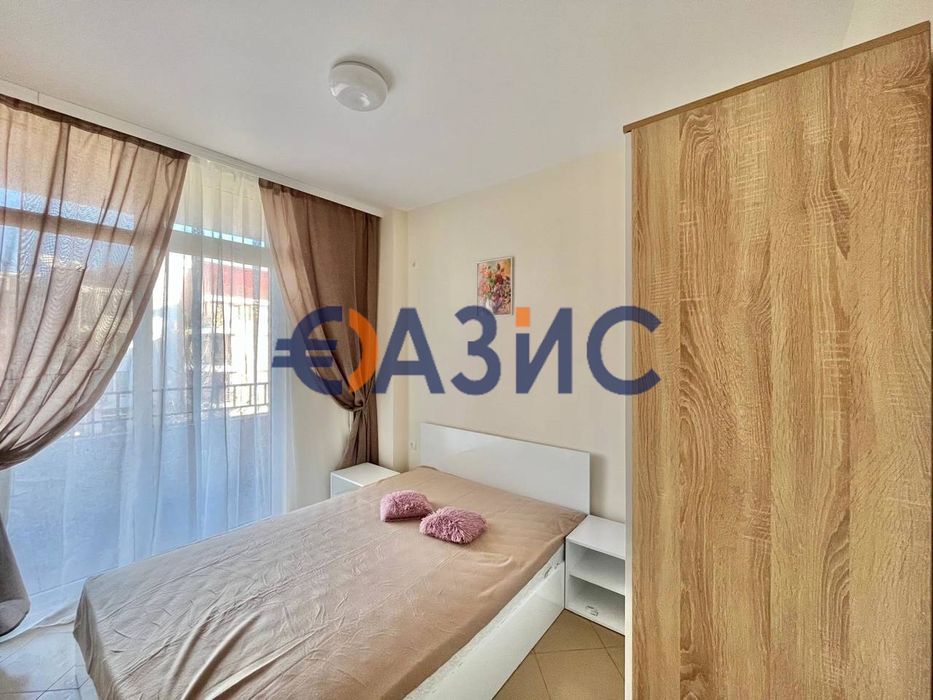 Продава се Двустаен апартамент в к.к. Слънчев бряг - 52 кв.м за 1097 €/кв.м - Снимка #11