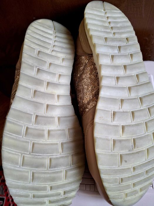 Дамски летни маратонки