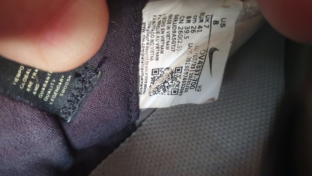 Футболни бутонки nike 41 и 38.5