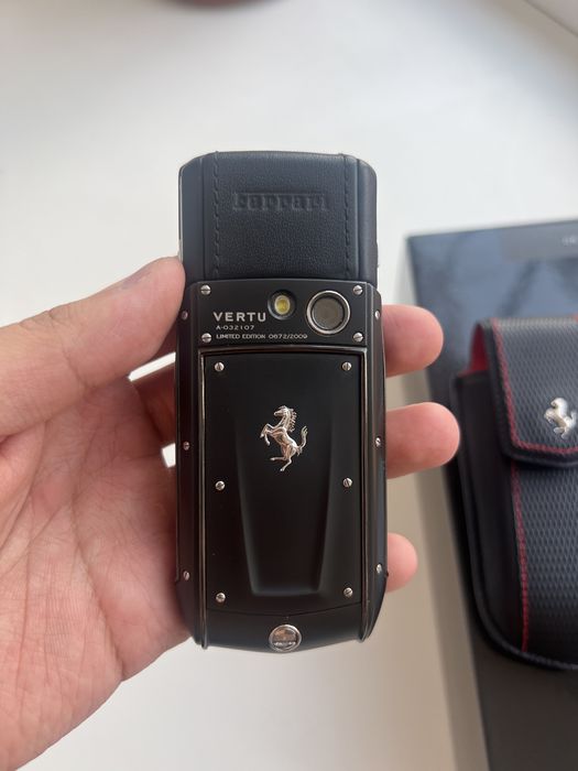 Vertu ascent ti ferrari limited edition