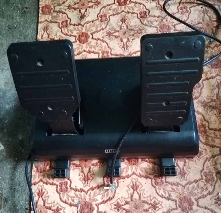 Vând volan ps4 in București nu trimit in țară
