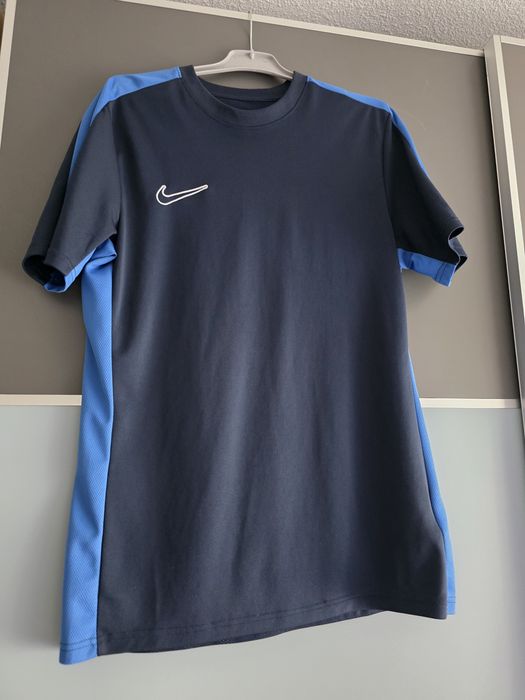 Tricou Nike mărimea M