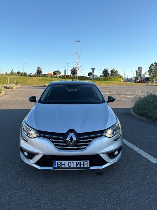 RENAULT Megane 2016