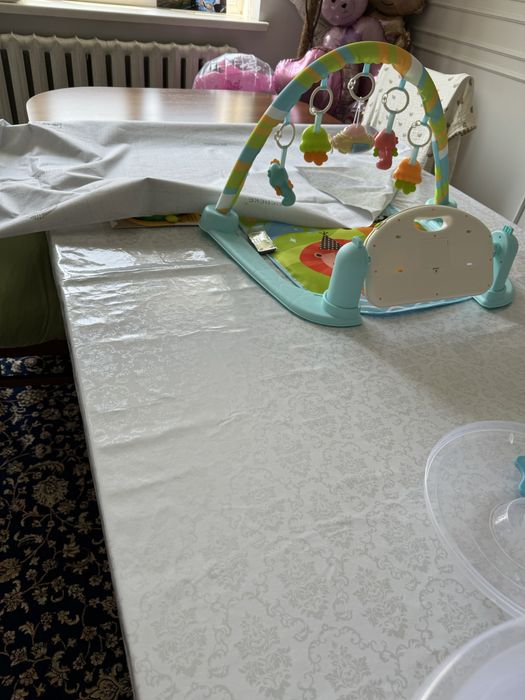 Деревянный стол