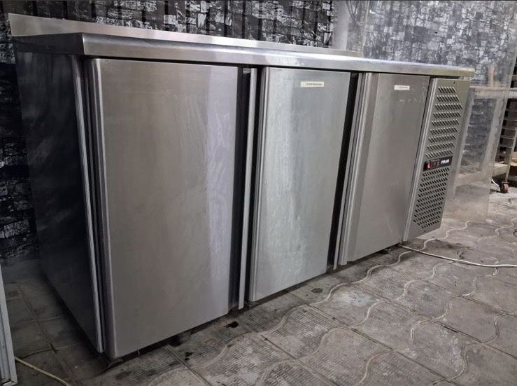 Холодильный стол Polair б/у