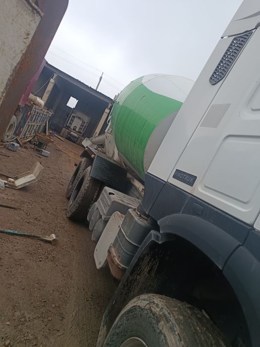 Миксер 10 куб  янги