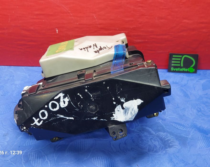 Щиток панель приборов спидометр Тойота Надия